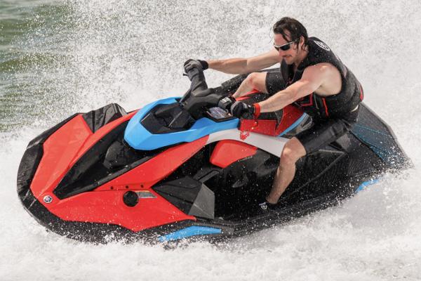 Yamaha WaveRunner JetBlaster DLX 2-Up Manufacturer Provided Image