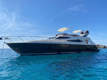 2005 Ferretti Yachts 620