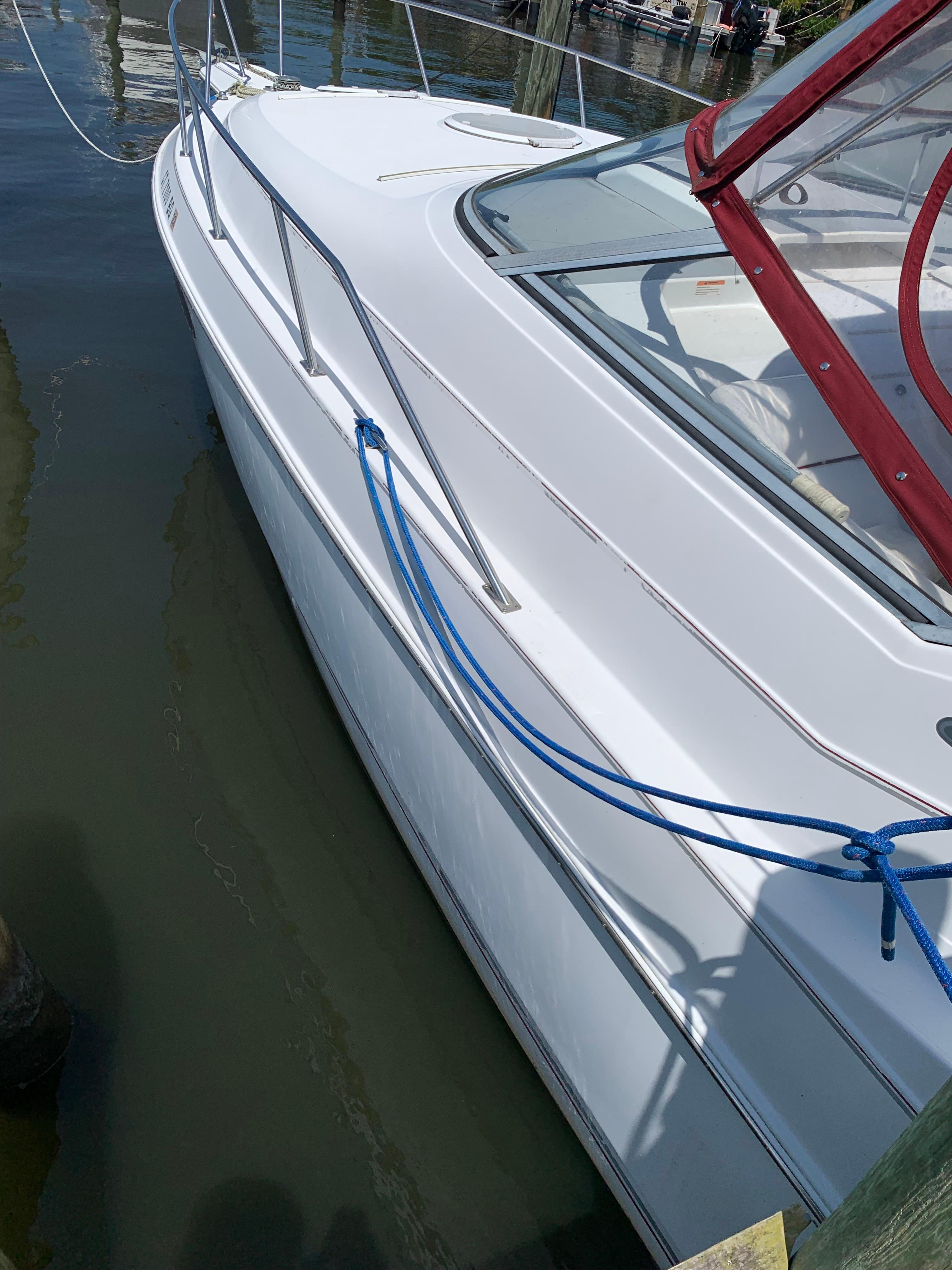 1996 Chris-Craft Crowne 302