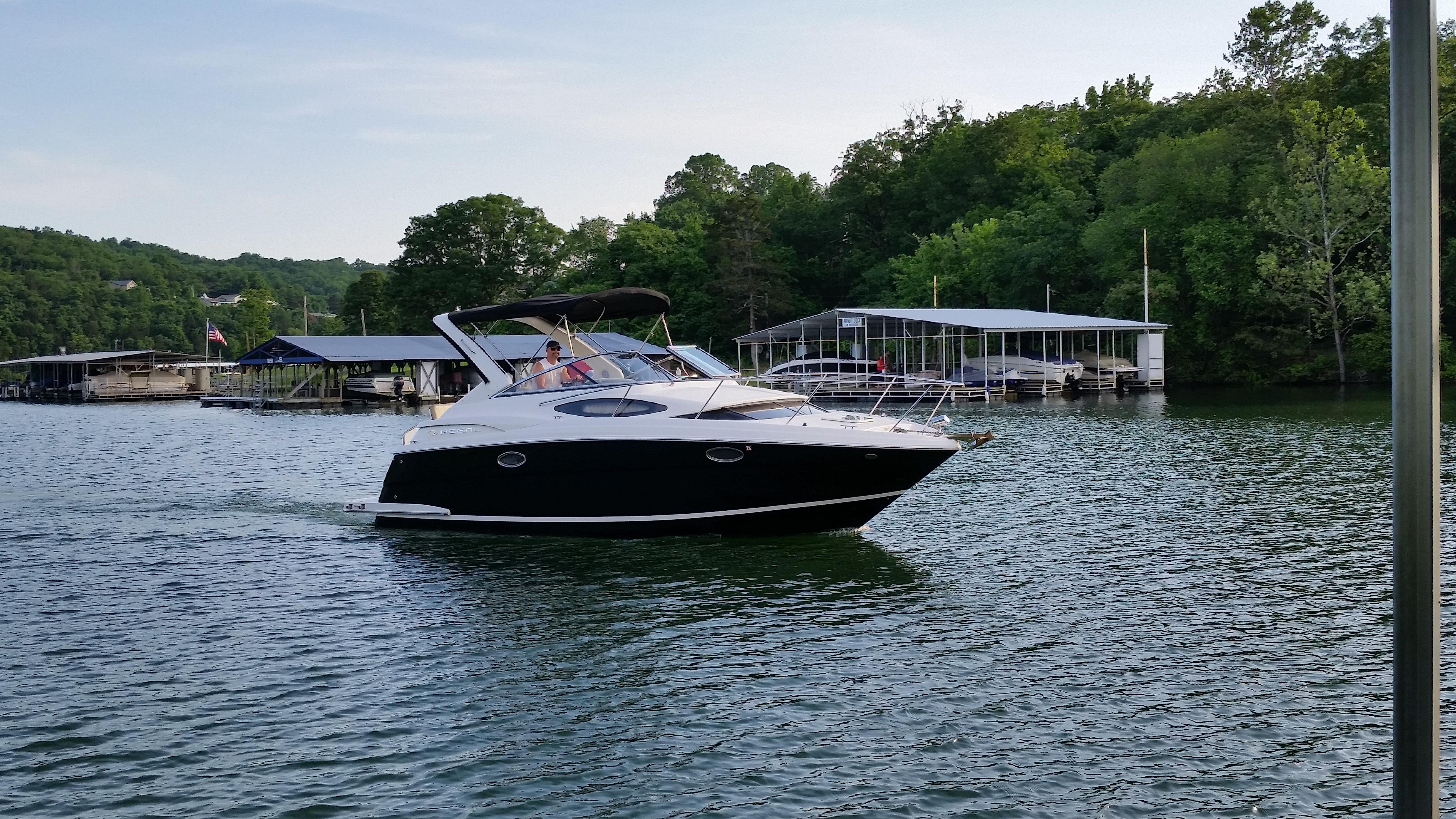 2010 Regal 2860