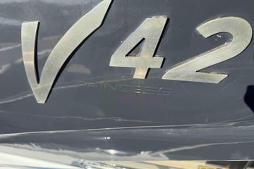 1999 Princess V42