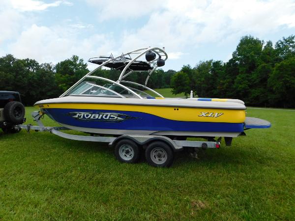 Moomba 23XLV