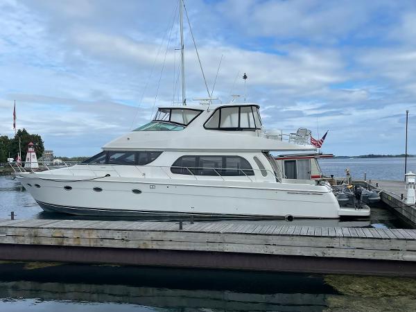 2006 Carver 56 Voyager