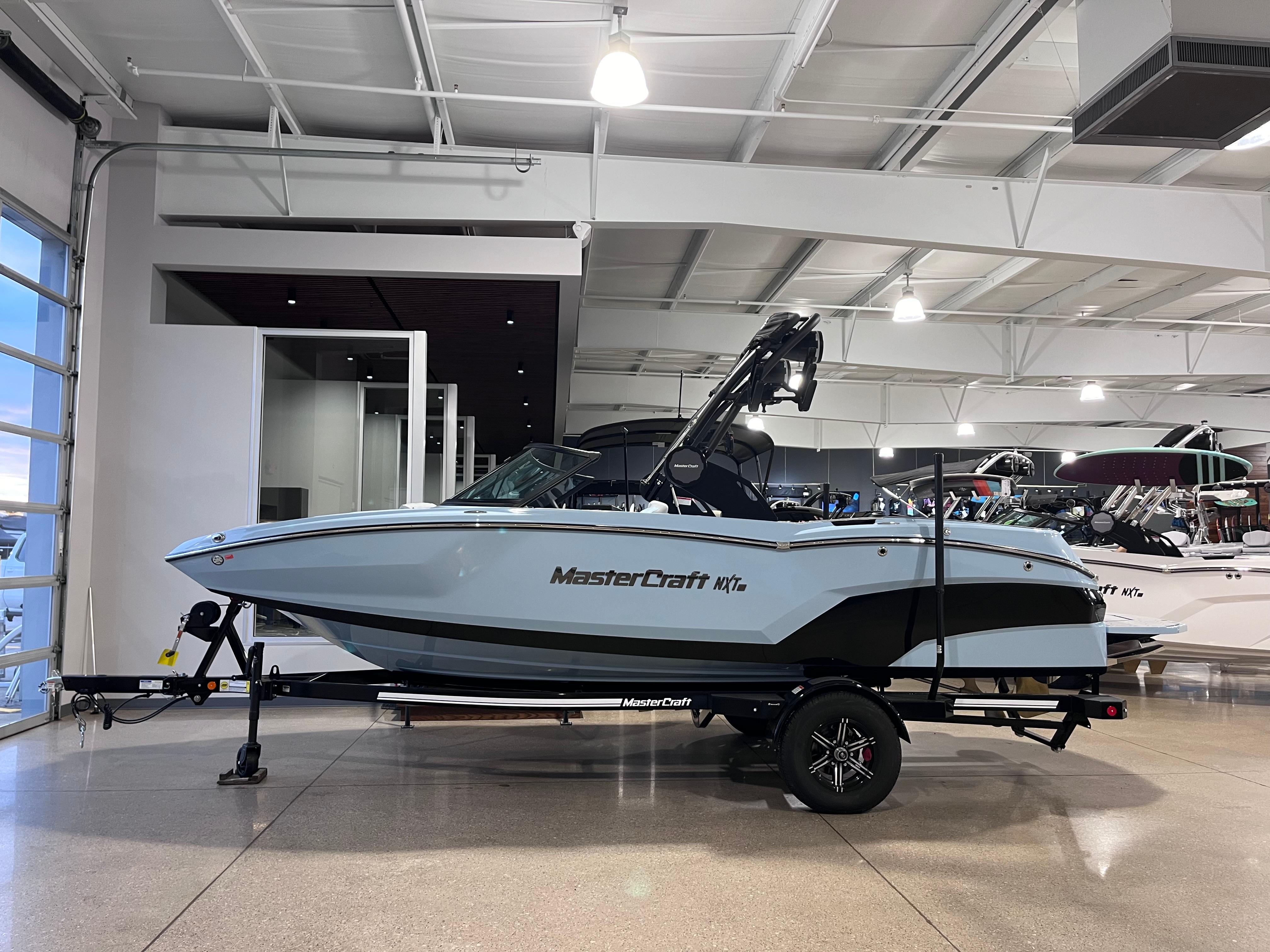 2025 MasterCraft NXT20