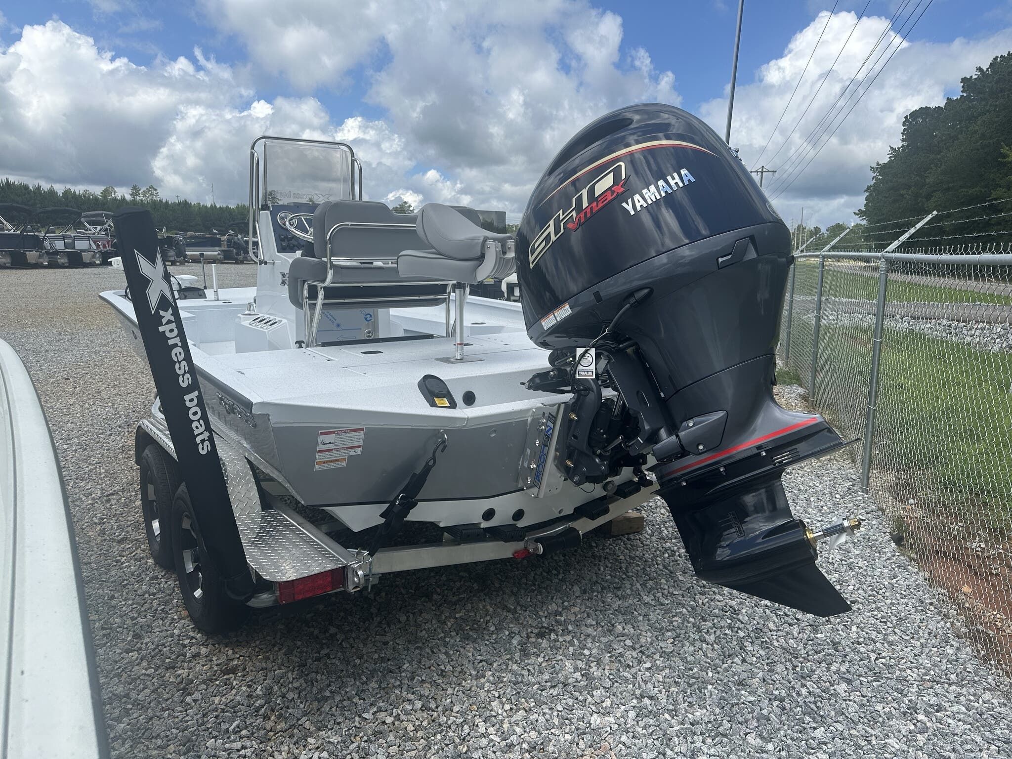 Xpress Hyper-Lift Series H22B