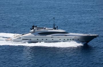 2005 Palmer Johnson 120