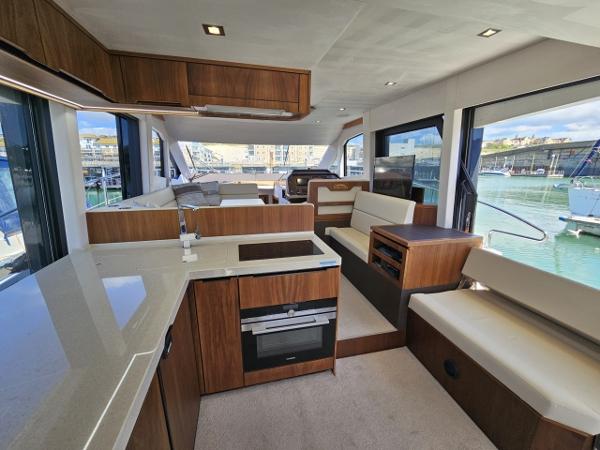 2017 Galeon 460 Fly