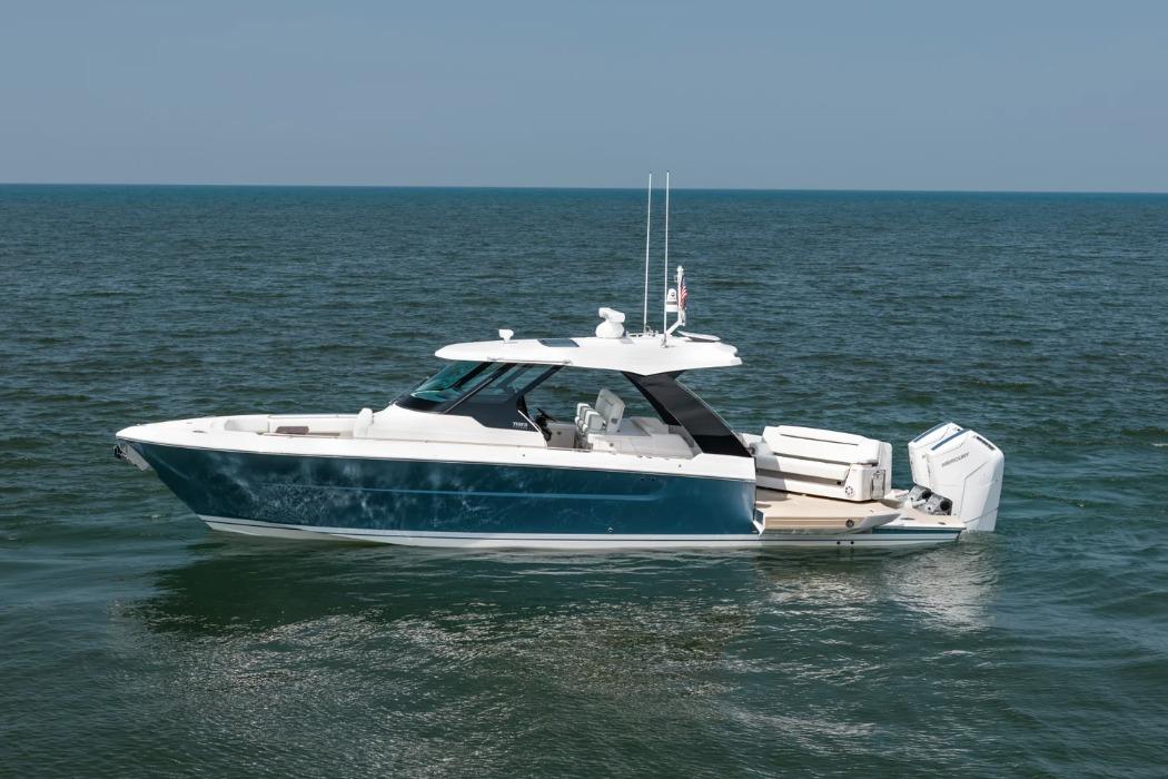 2026 Tiara Yachts 39 LS