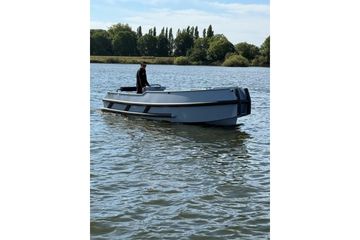 2025 Stormer Tugboat 60