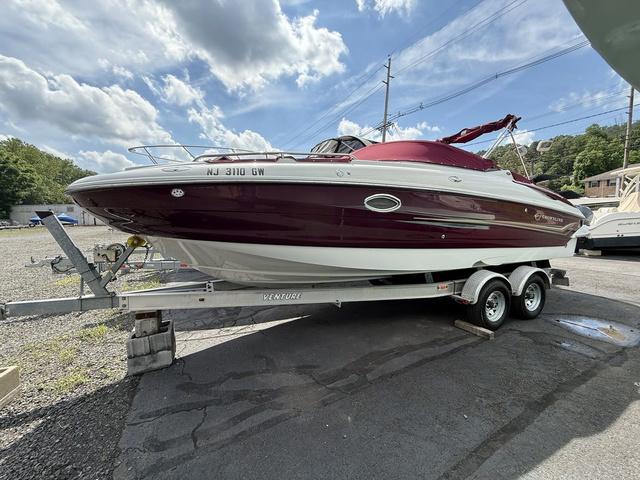 2004 Crownline 260EX