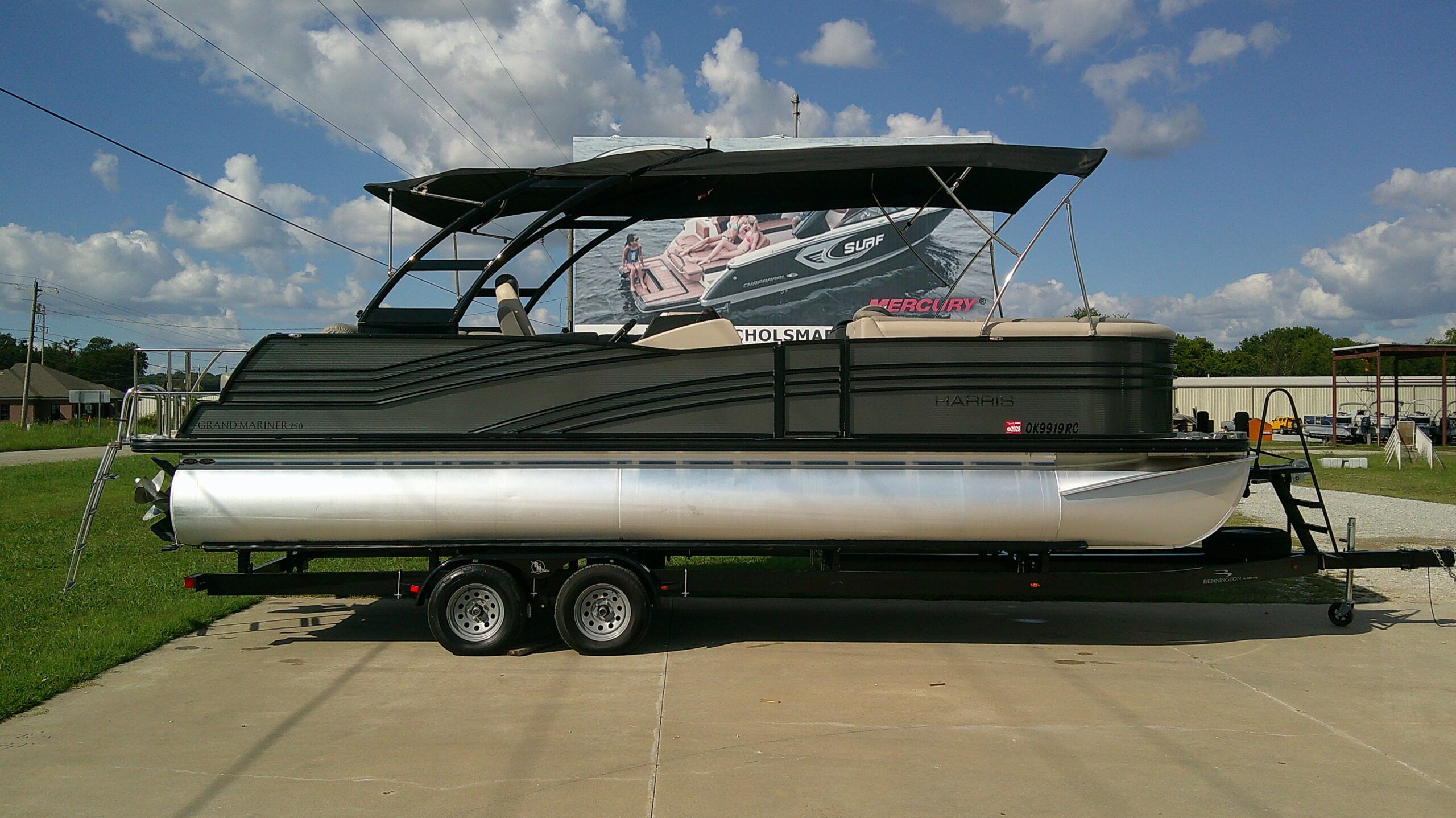 2019 Harris Grand Mariner 250