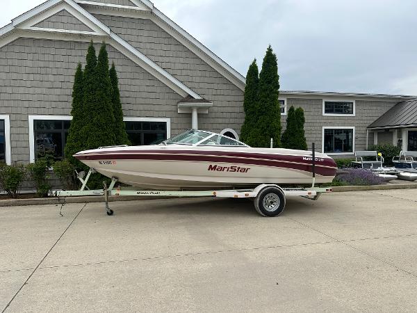 1999 MasterCraft MariStar 210 VRS