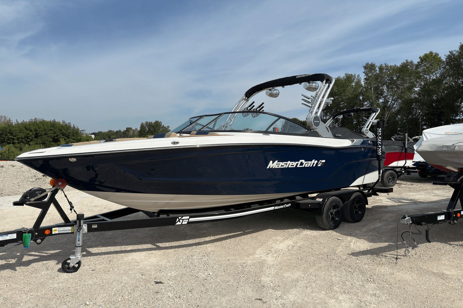 2022 MasterCraft XT23
