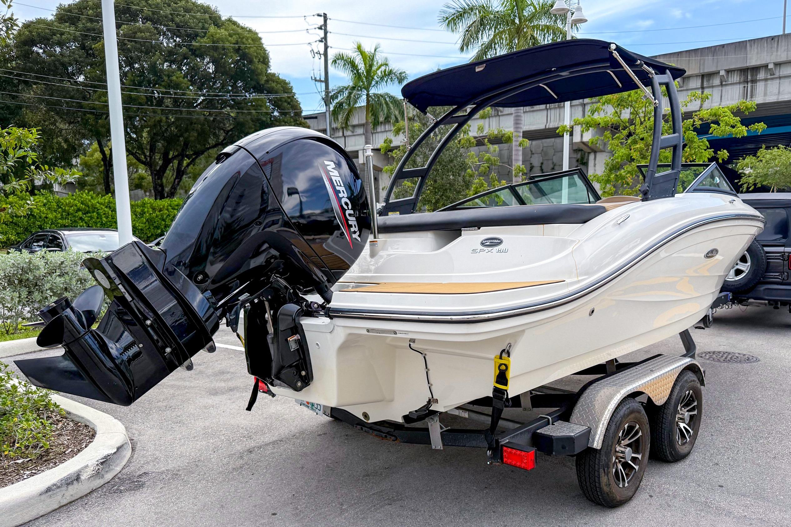 2023 Sea Ray 19 SPX OB