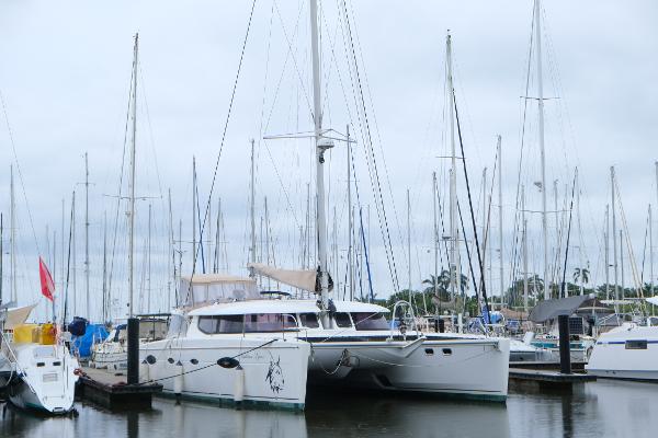 2011 Fountaine Pajot Salina 48 Evolution Maestro
