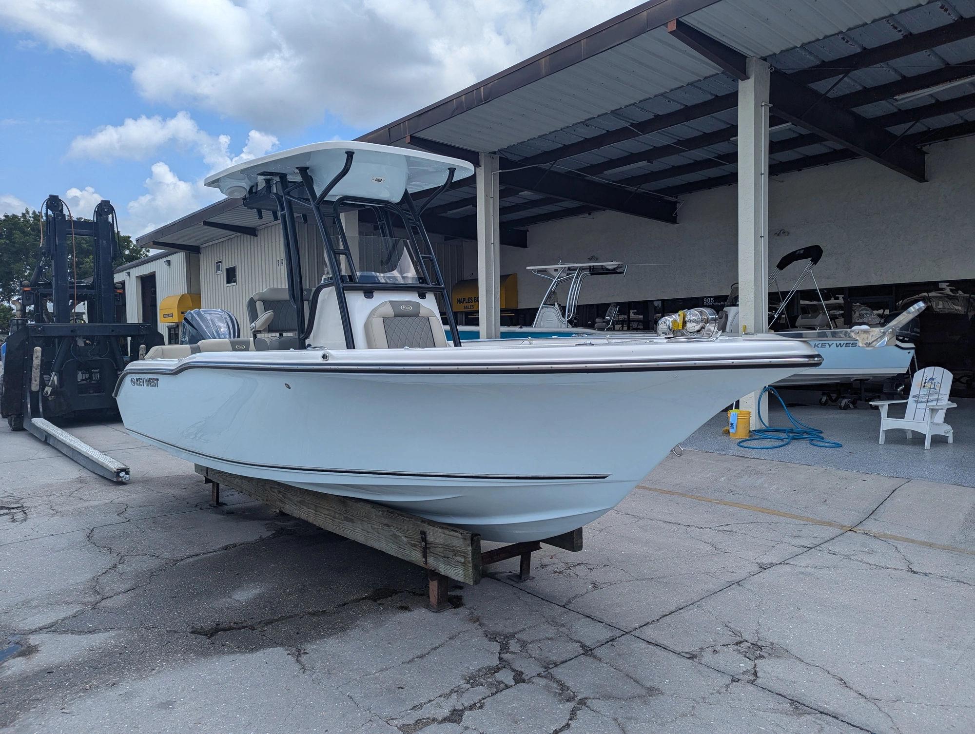 2025 Key West 239 FS, Bradenton United States