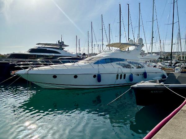 2005 Azimut 62