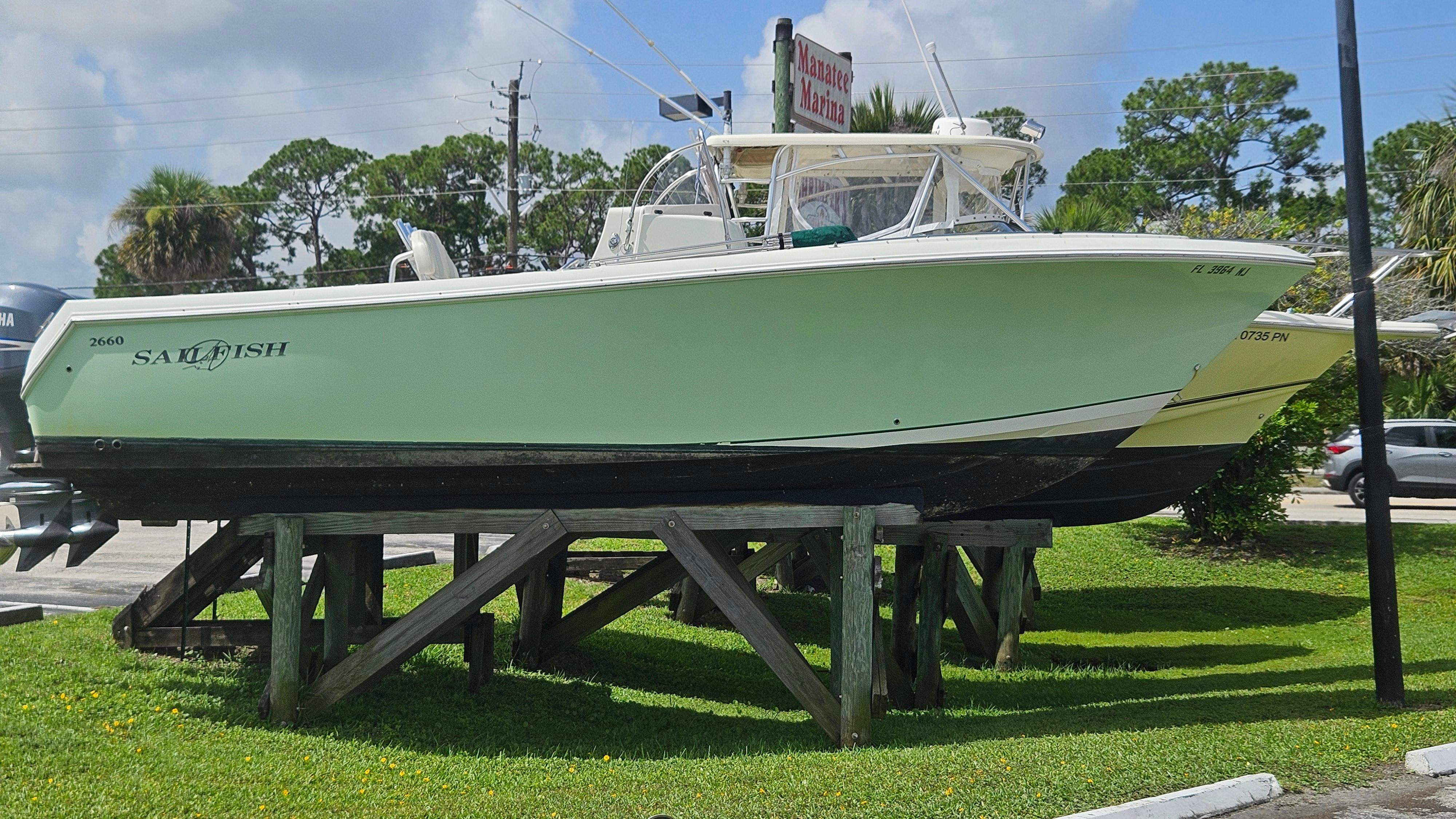 2007 Sailfish 2660 CC