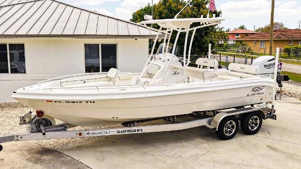 2023 Glasstream 240 CCX