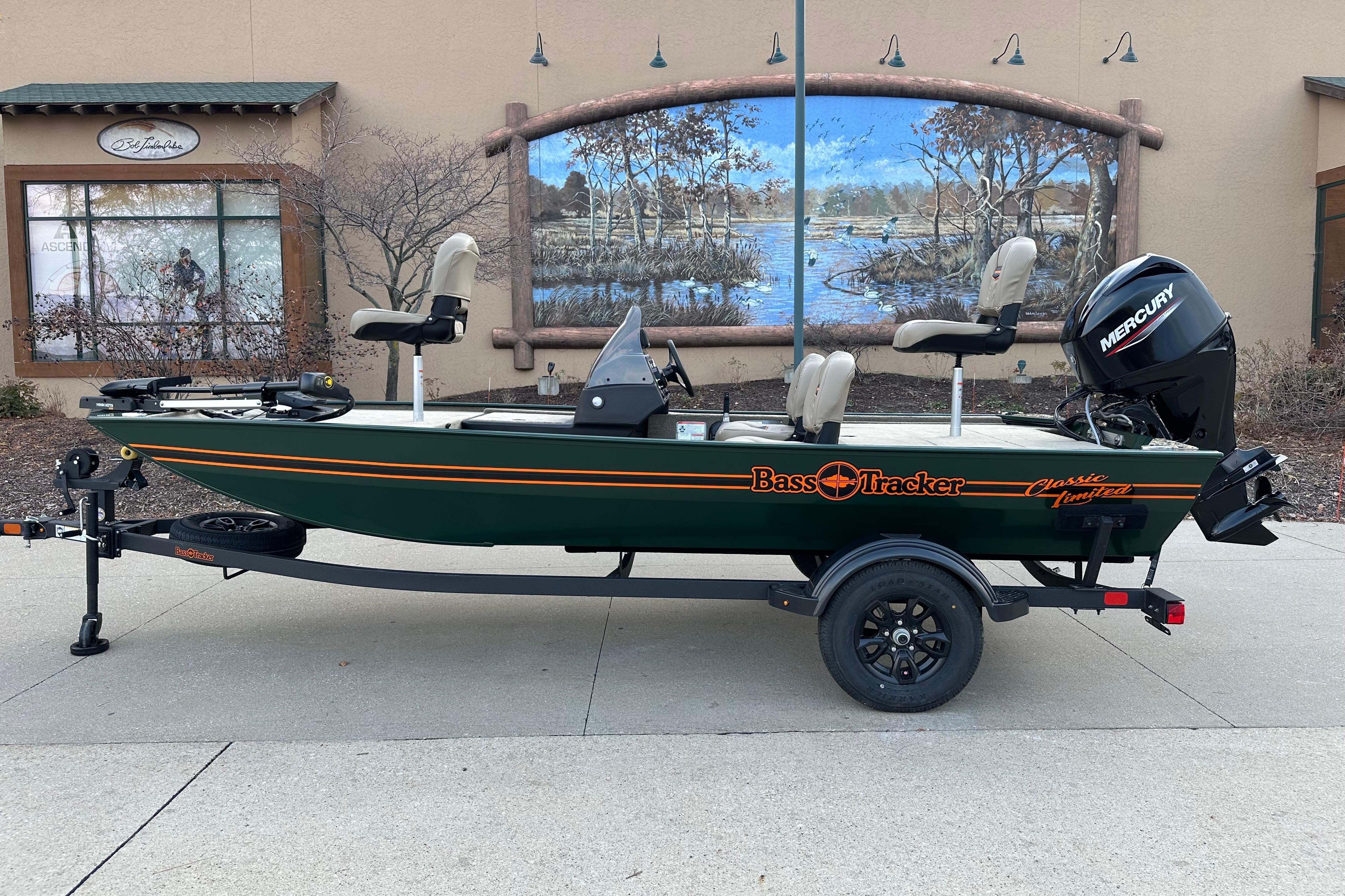 2026 Tracker Bass Tracker Classic Limited