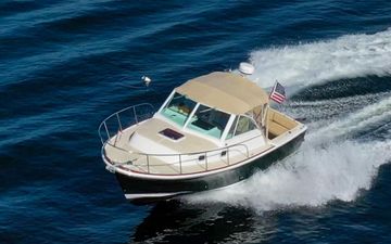 2005 Hunt Yachts Surfhunter 29