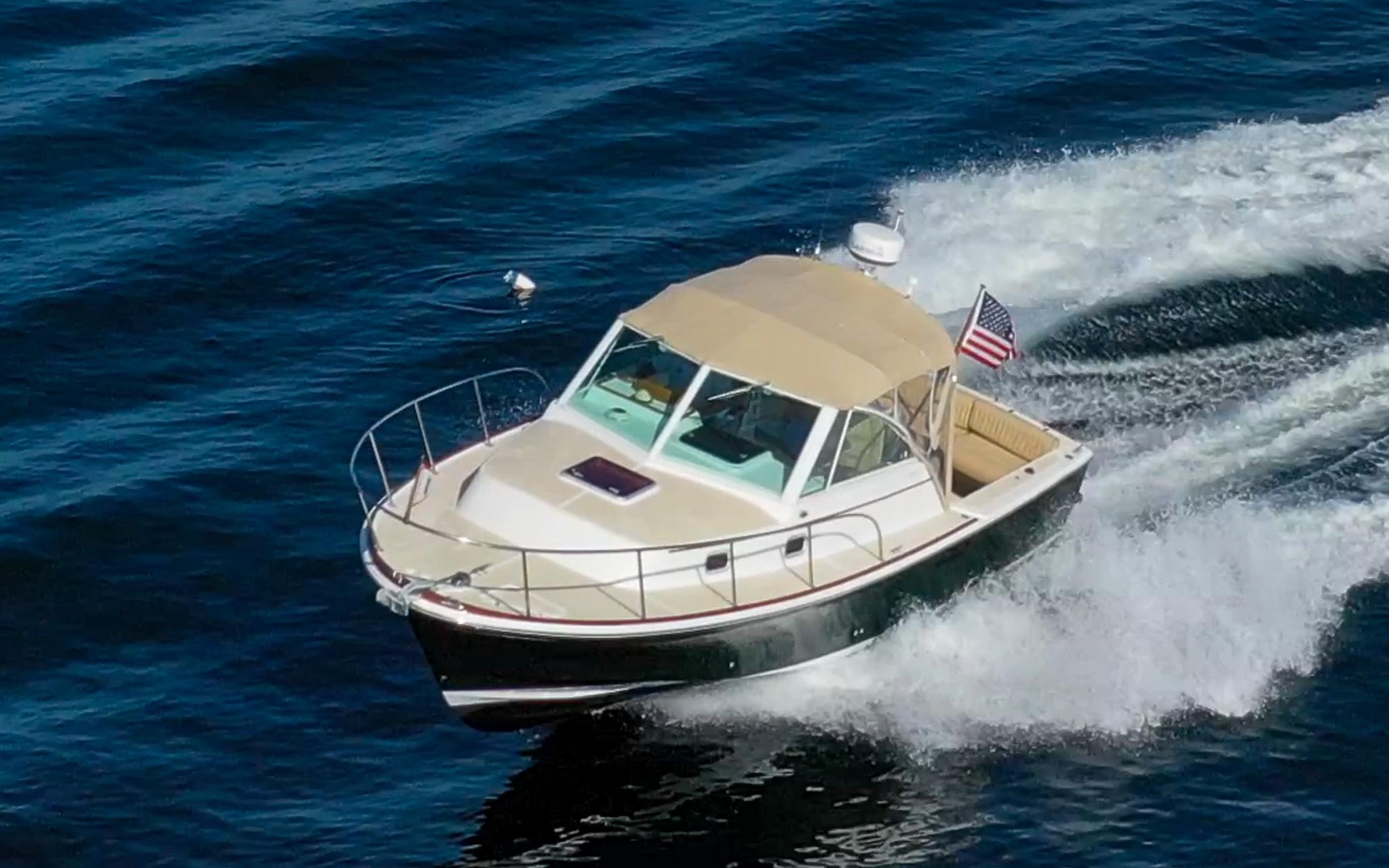2005 Hunt Yachts Surfhunter 29