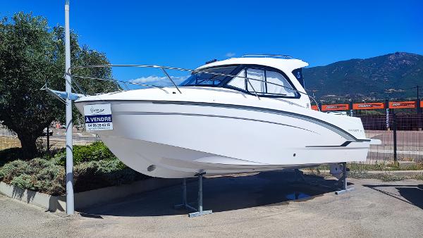2023 Beneteau Antares 7
