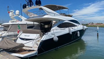 2010 Sunseeker Manhattan 70