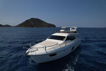 2013 Ferretti Yachts 620