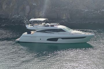 2018 Ferretti Yachts 650