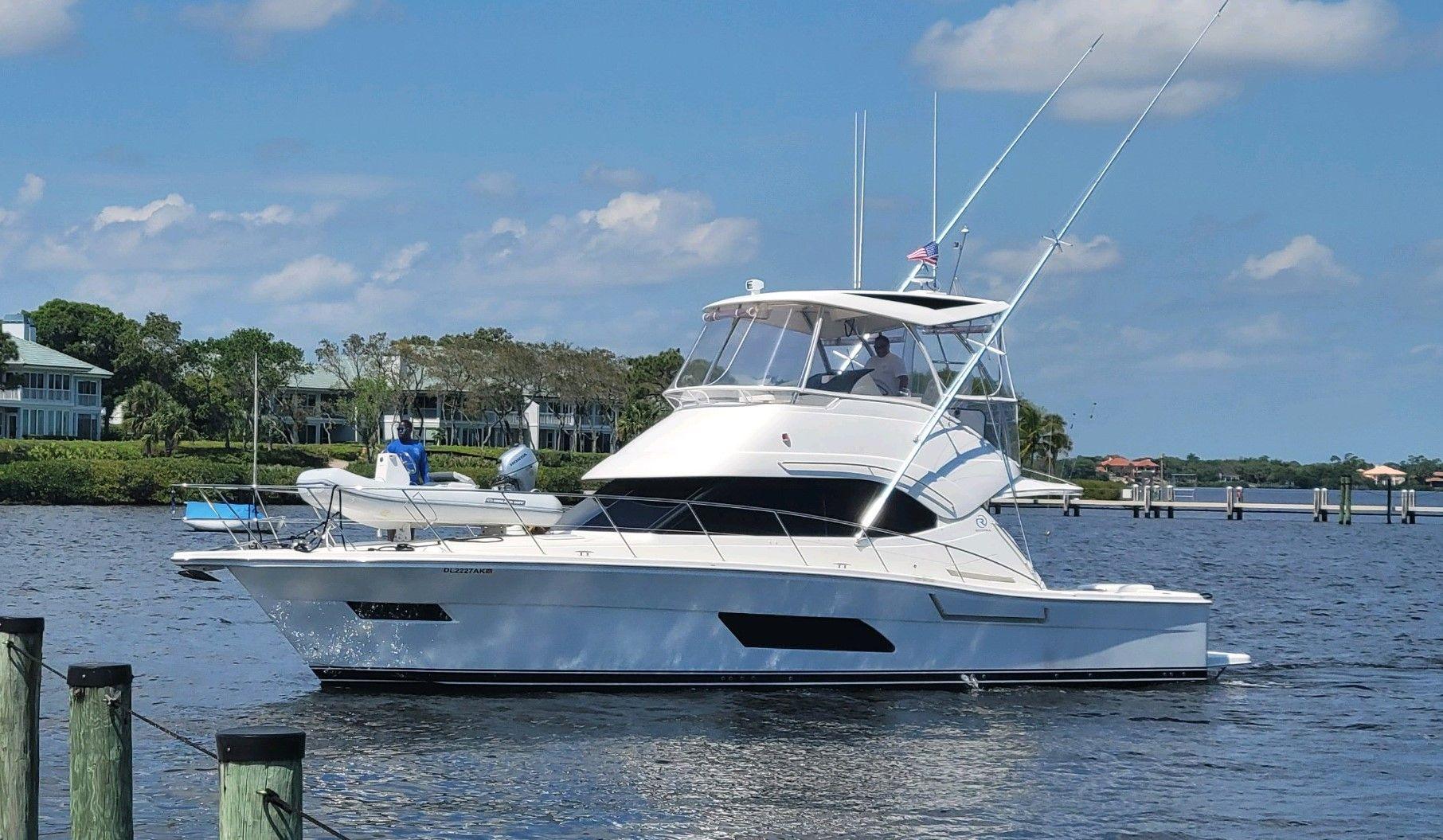 2016 Riviera 43 Flybridge