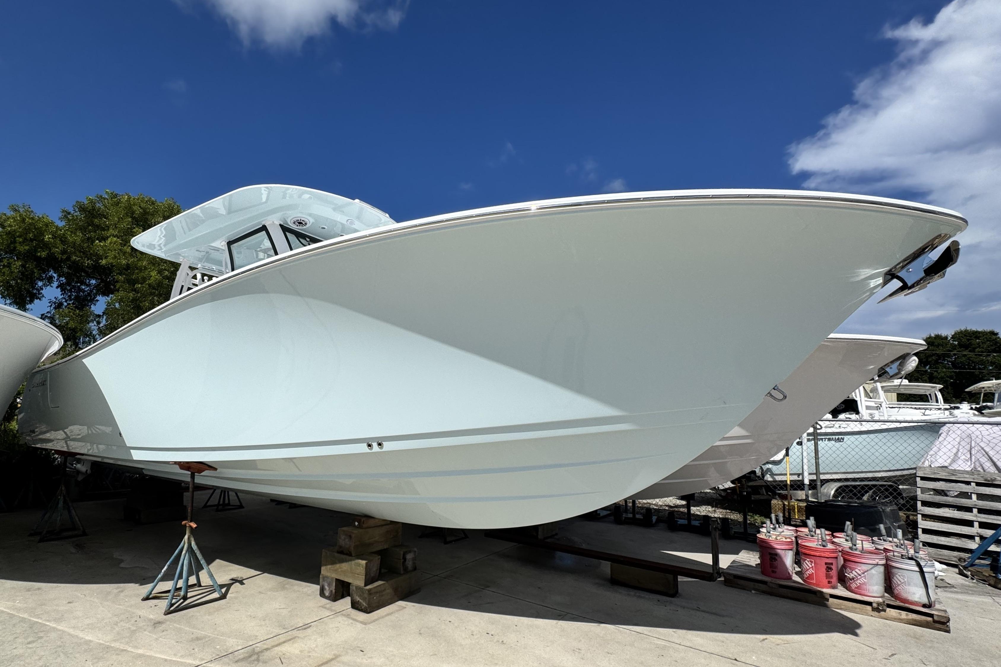 2026 Sportsman Heritage 321 Center Console