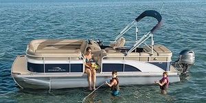 Bennington 20 SLV 2019 Bennington 20 SLV pontoon boat on water with people enjoying a swim.