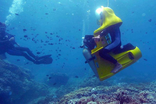 miniature submarine