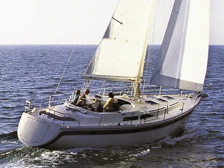 Perry Design Review: Irwin 44