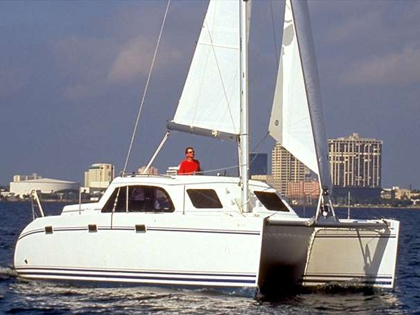 Perry Design Review: Lagoon 35CCC