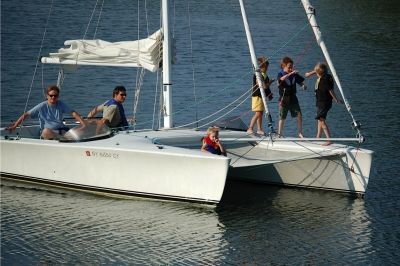 Perry Design Review: Maine Cat 22