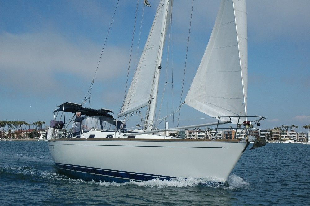 Tartan 372: Bob Perry Design Review