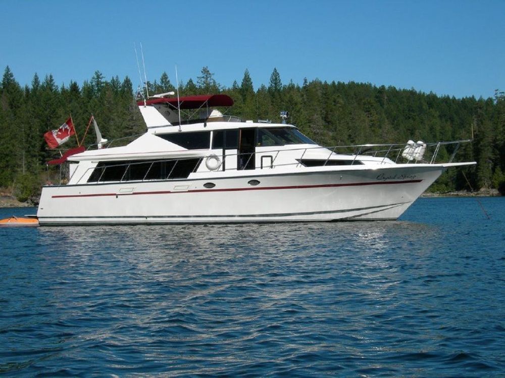 Vantare 53 Motor Yacht: Used Boat Review