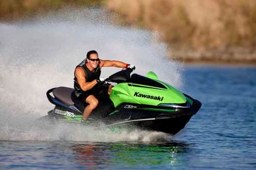 Kawasaki Jet Ski Ultra 260X Pours on the Power - boats.com