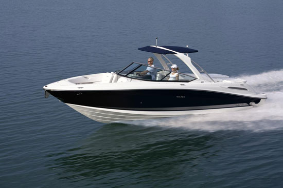 Sea Ray's 270 SLX, a Great "Go to Dinner" Boat