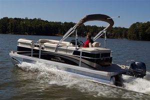 Bennington 2575 QCW Pontoon Boat Review: Top Shelf Fun 