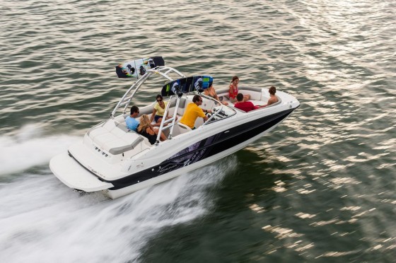 Bayliner 215 DB: Put the Sport in Watersports
