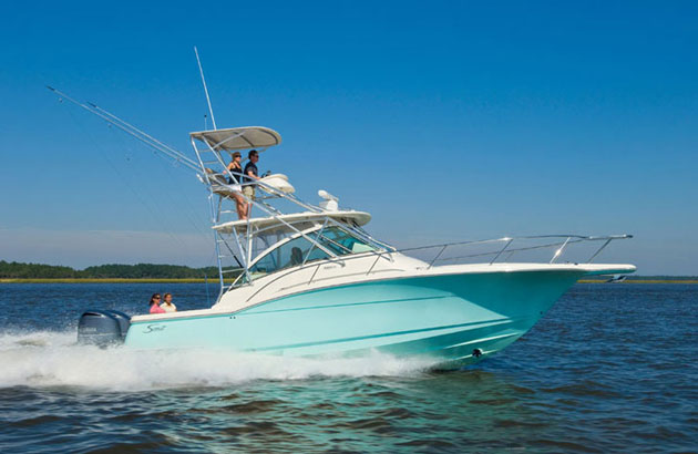 Scout Abaco 350: Express Cruiser with Sportfishing DNA