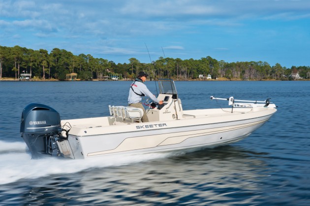 Choosing a Center Console: Is it the Right Boat for You?