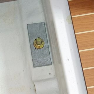 Keel Bolts Need Lock Nuts or Lock Washers