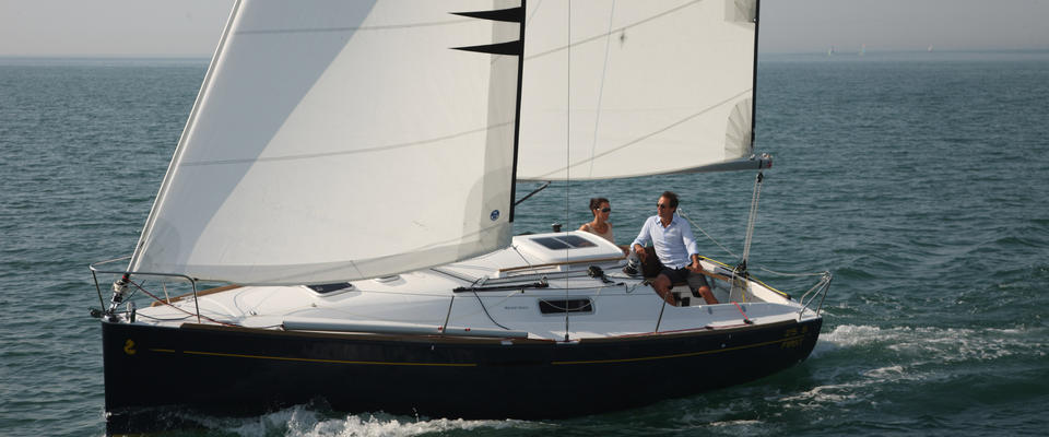 Beneteau First 25 S: Something Old, Something New
