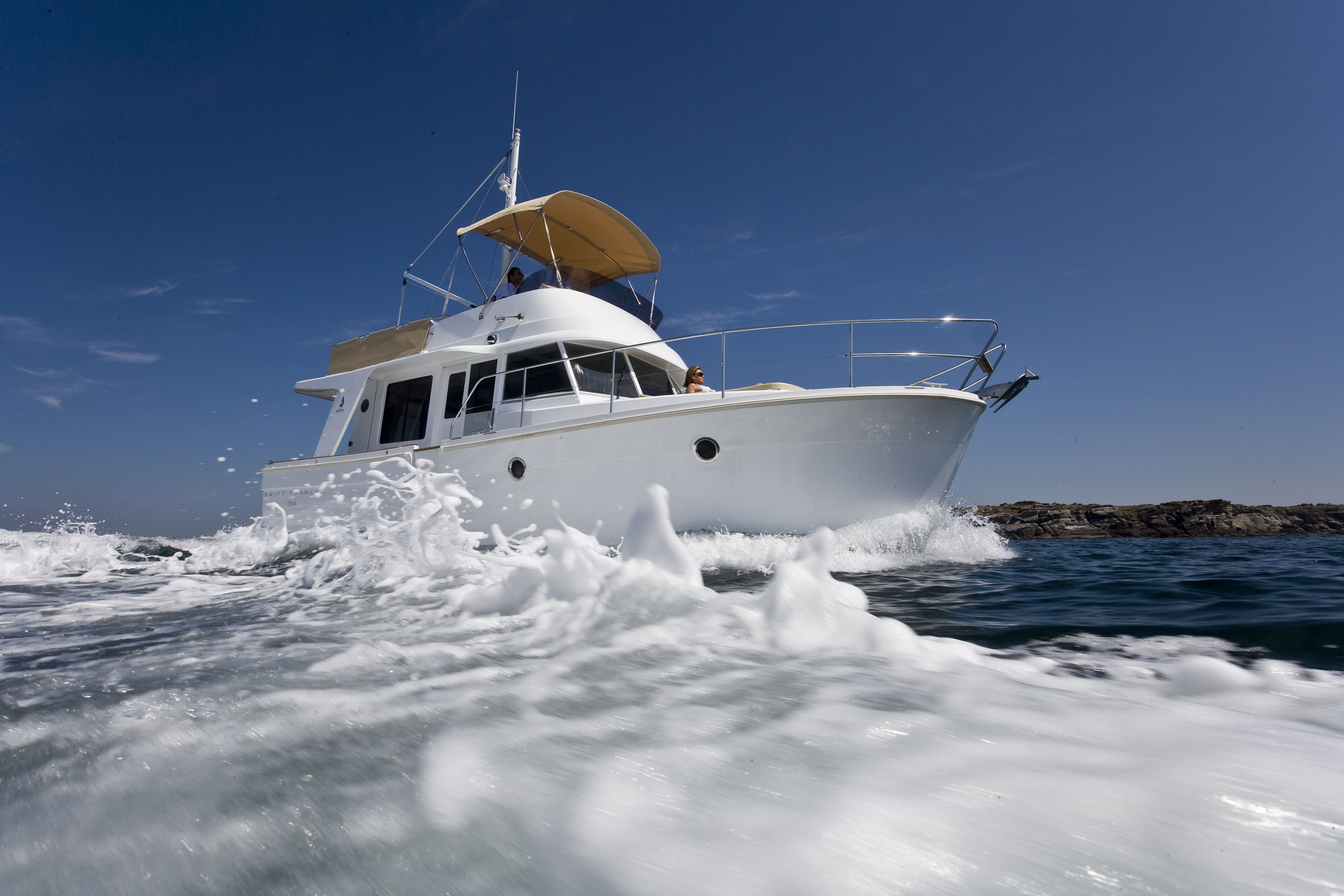 Shock and Awesome: Beneteau Goes Hybrid With a Swift Trawler 34