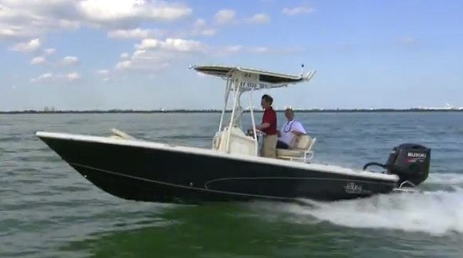 Carolina Skiff Sea Chaser 23 LX Bay Runner Video: First Look