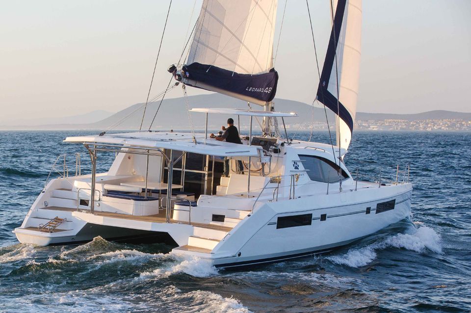 The Most Comfortable Sailboat: 5 Sailing Catamarans to ...